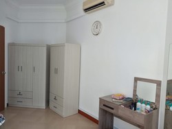 East Meadows (D16), Condominium #223857001
